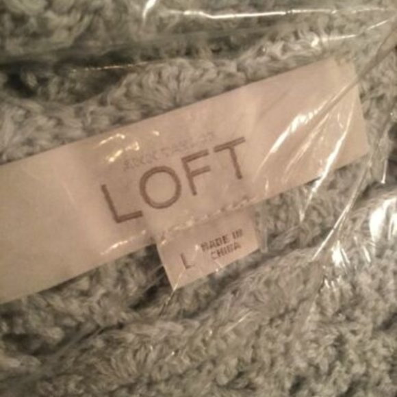 Ann Taylor Loft Blue/Grey Scallop Ballet Neck Open Stitch Sweater NWT - Picture 2 of 3